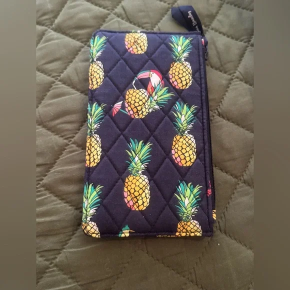 Vera Bradley Toucan Party Pineapple Print Wallet - Picture 4 of 5
